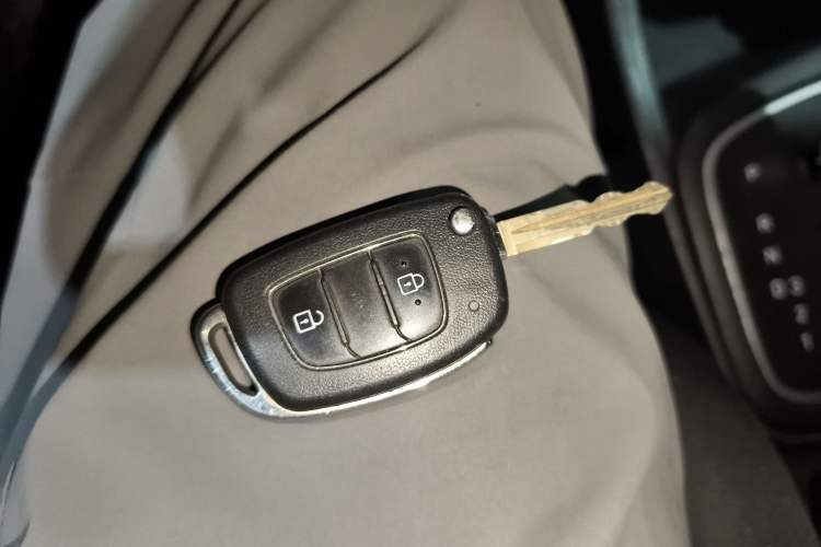 Used Hyundai Verna (older generation) 2017 1.4L Automatic YueXiang Edition China VI Standard Vehicle Key