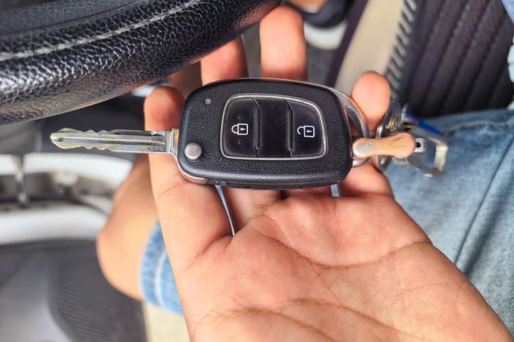 Used Hyundai Verna (older generation) 2017 1.4L Manual Refreshed Version China V Standard Vehicle Key