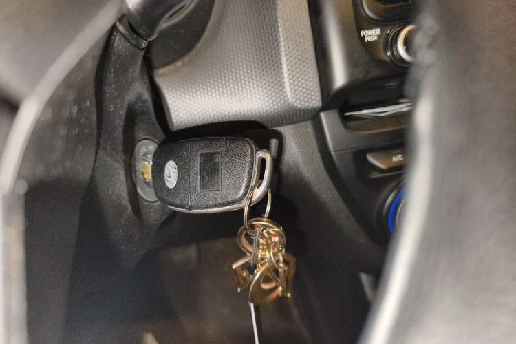 Used Hyundai Verna (older generation) 2017 1.4L Manual Refreshed Version China V Standard Vehicle Key