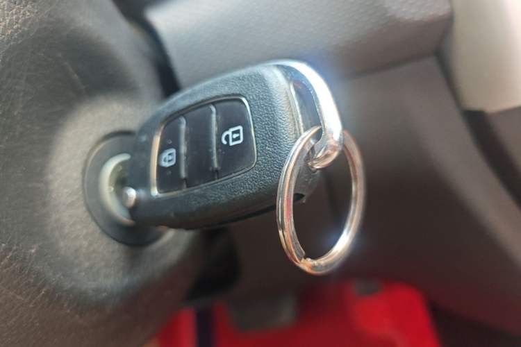 Used Hyundai Verna (older generation) 2017 1.4L Automatic YueXiang Edition China VI Standard Vehicle Key
