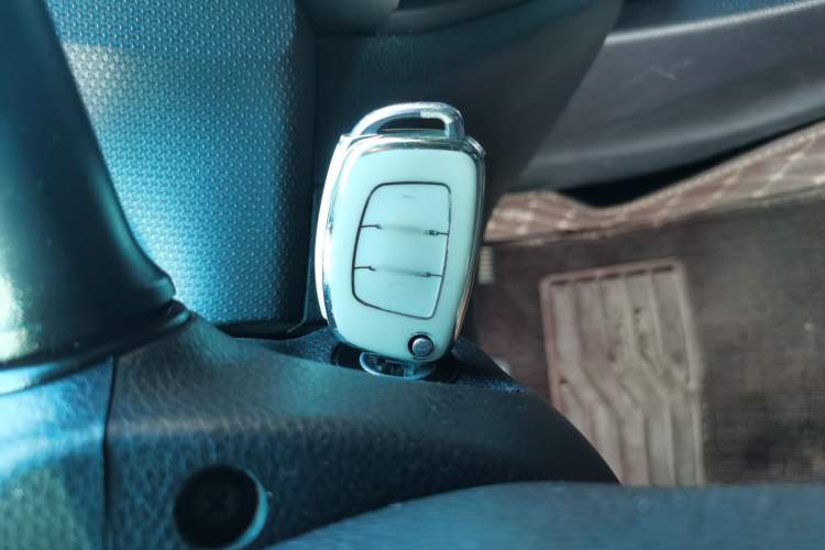 Used Hyundai Verna (older generation) 2017 1.4L Automatic YueXiang Edition China V-standard Vehicle Key
