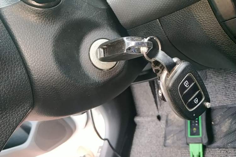 Used Hyundai Verna (older generation) 2017 1.4L Manual Refreshed Version China V Standard Vehicle Key