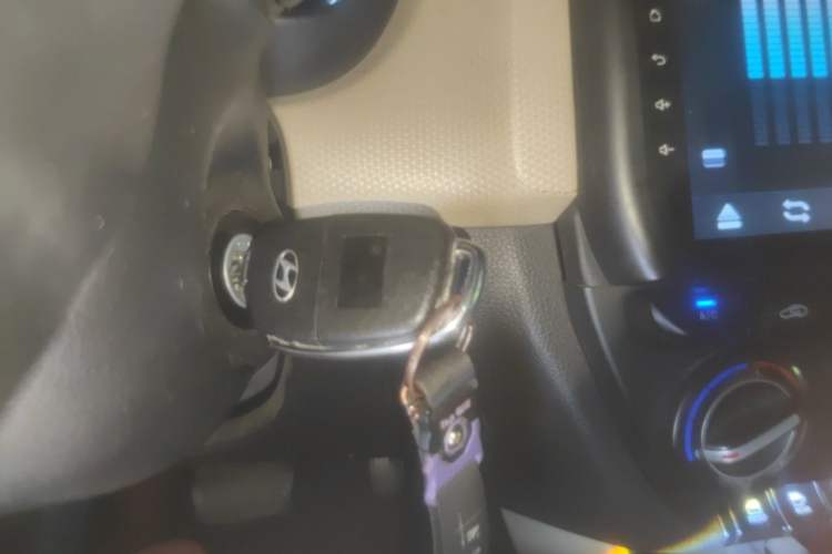 Used Hyundai Verna (older generation) 2017 1.4L Automatic YueXiang Edition China V-standard Vehicle Key