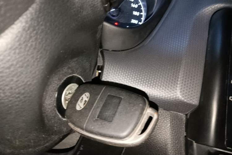 Used Hyundai Verna (older generation) 2017 1.4L Automatic YueXiang Edition China V-standard Vehicle Key