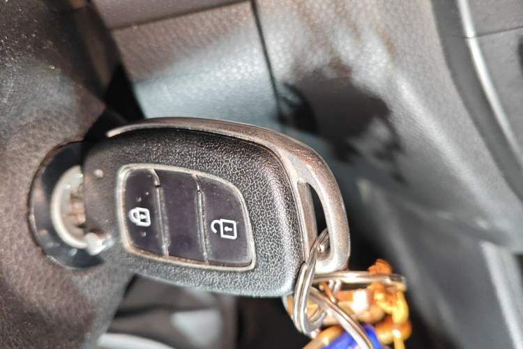 Used Hyundai Verna (older generation) 2017 1.4L Automatic YueXiang Edition China V-standard Vehicle Key
