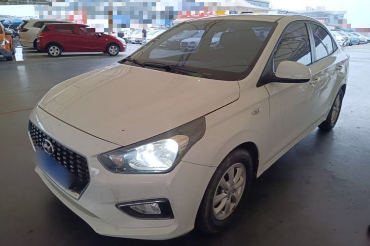Used Hyundai Verna (older generation) 2017 1.4L Automatic YueXiang Edition China VI Standard Guazi used car, China used car export, Used car for sale, Used cars, Cheapest cars for sale
