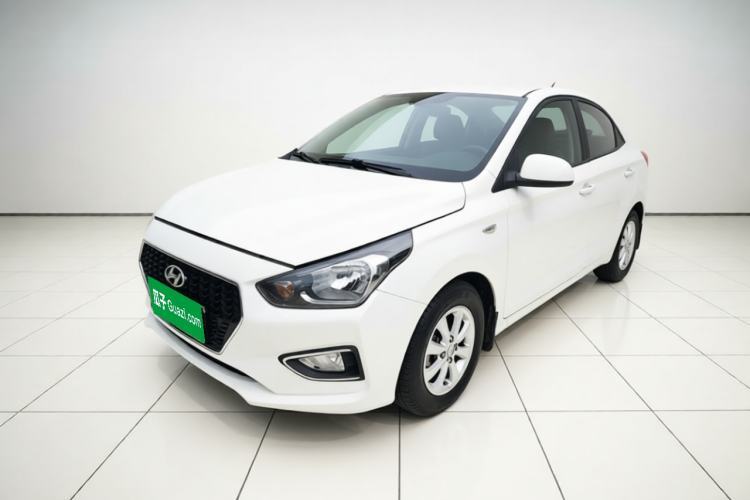 Hyundai Verna (older generation) 2017 1.4L Manual Huancai Edition China V Standard usata Guazi used car, China used car export, Used car for sale, Used  cars, Cheapest cars for sale