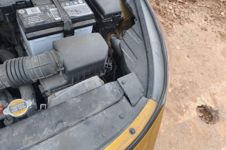 Used Hyundai Verna (older generation) 2017 1.4L Automatic YueXiang Edition China V-standard Engine Bay Left