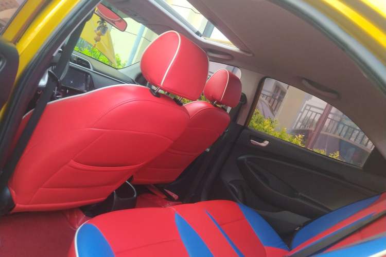 Used Hyundai Verna (older generation) 2017 1.4L Automatic YueXiang Edition China V-standard Headliner