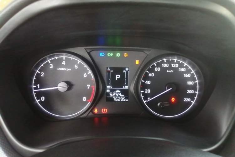 Used Hyundai Verna (older generation) 2017 1.4L Automatic YueXiang Edition China V-standard Instrument Cluster