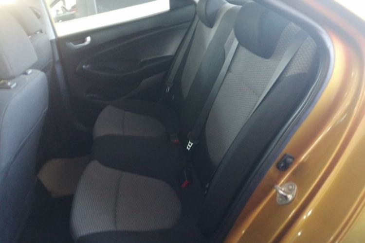 Used Hyundai Verna (older generation) 2017 1.4L Automatic YueXiang Edition China V-standard Interior 4
