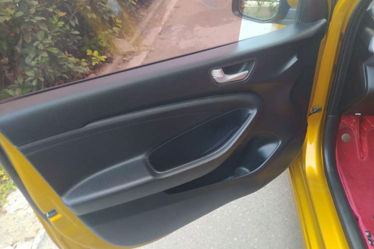 Used Hyundai Verna (older generation) 2017 1.4L Automatic YueXiang Edition China V-standard Left Front Door Interior