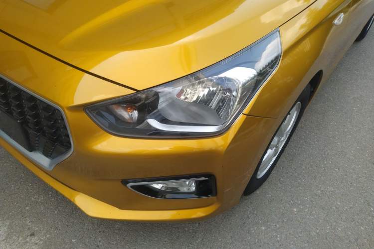 Used Hyundai Verna (older generation) 2017 1.4L Automatic YueXiang Edition China V-standard Left Front Headlight