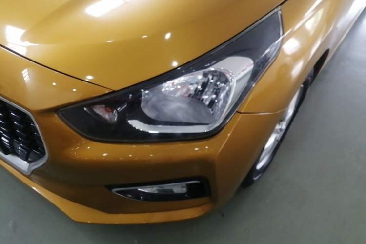Used Hyundai Verna (older generation) 2017 1.4L Automatic YueXiang Edition China V-standard Left Front Headlight