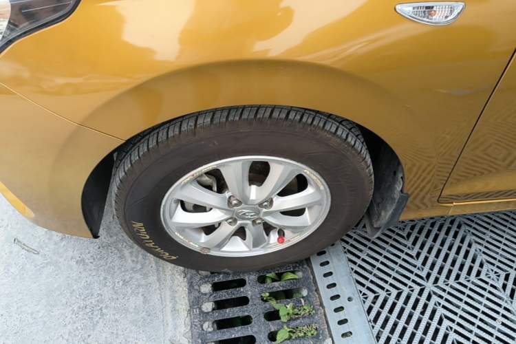 Used Hyundai Verna (older generation) 2017 1.4L Automatic YueXiang Edition China V-standard Left Front Wheel Hub