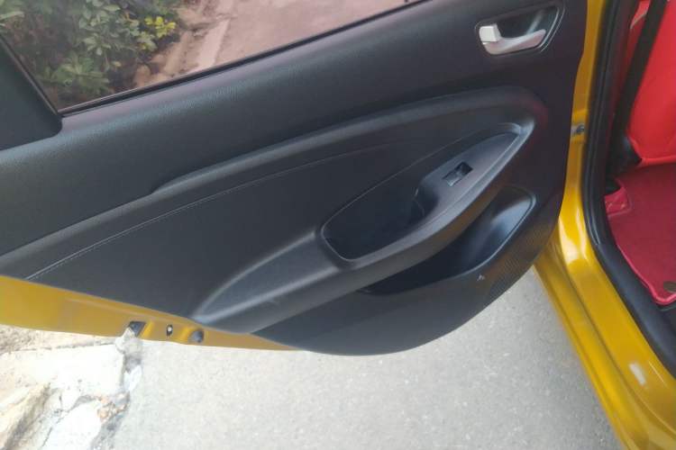 Used Hyundai Verna (older generation) 2017 1.4L Automatic YueXiang Edition China V-standard Left Rear Door Interior