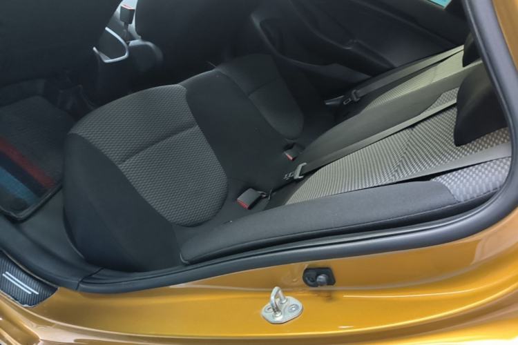 Used Hyundai Verna (older generation) 2017 1.4L Automatic YueXiang Edition China V-standard Left Rear Seat