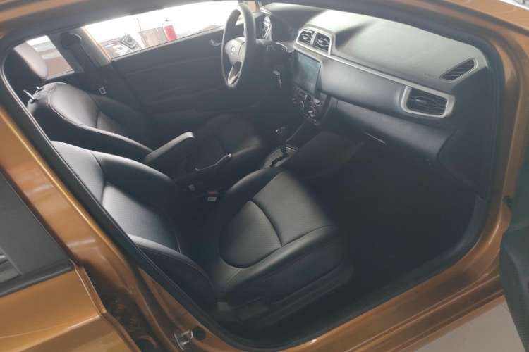 Used Hyundai Verna (older generation) 2017 1.4L Automatic YueXiang Edition China V-standard Right Front Seat