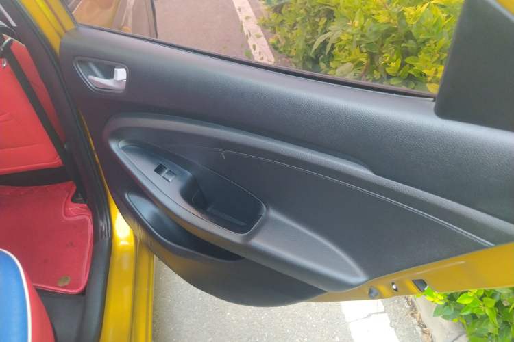 Used Hyundai Verna (older generation) 2017 1.4L Automatic YueXiang Edition China V-standard Right Rear Door Interior