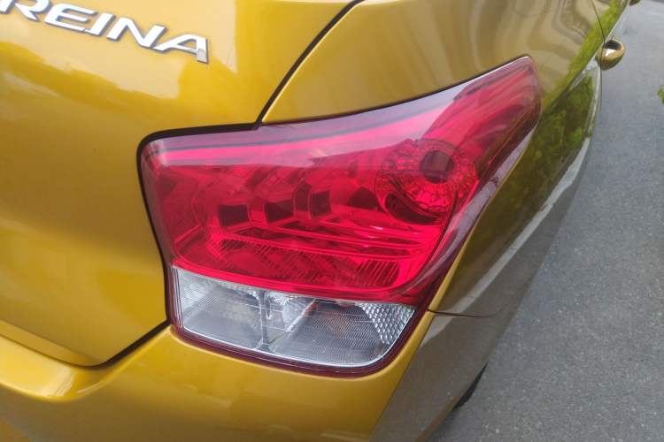 Used Hyundai Verna (older generation) 2017 1.4L Automatic YueXiang Edition China V-standard Right Rear Taillight