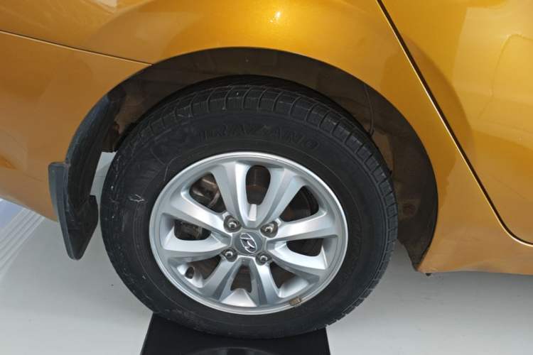 Used Hyundai Verna (older generation) 2017 1.4L Automatic YueXiang Edition China V-standard Right Rear Wheel Hub