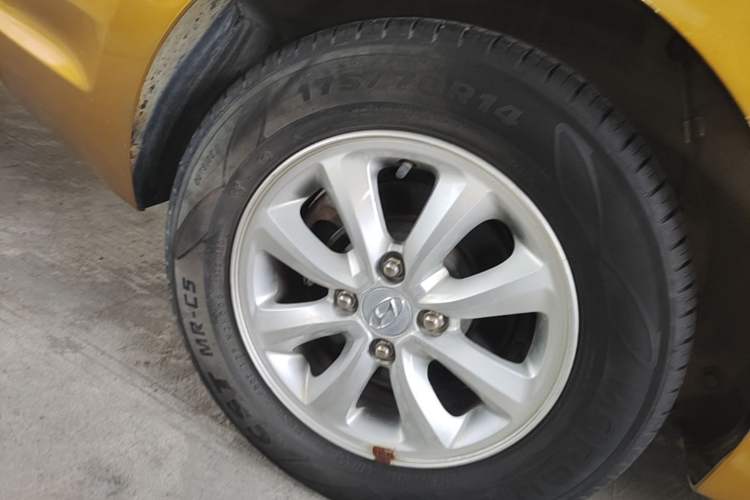Used Hyundai Verna (older generation) 2017 1.4L Automatic YueXiang Edition China V-standard Right Rear Wheel Hub