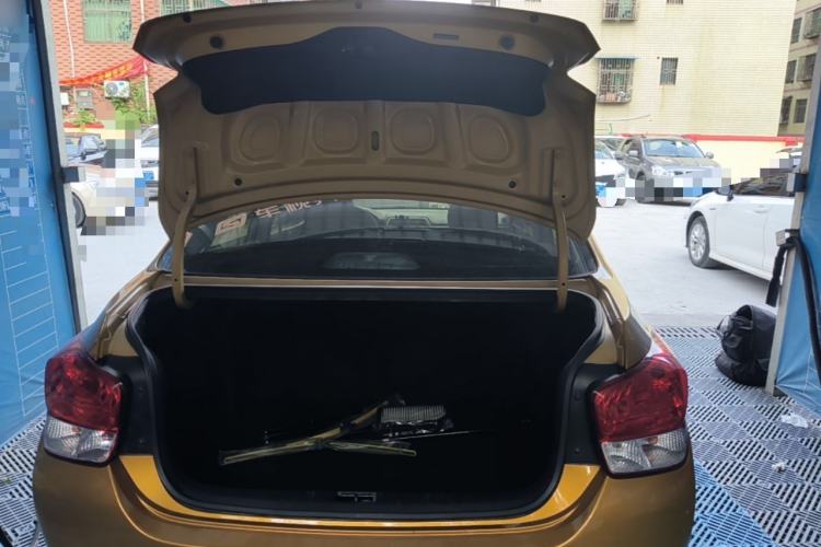 Used Hyundai Verna (older generation) 2017 1.4L Automatic YueXiang Edition China V-standard Trunk