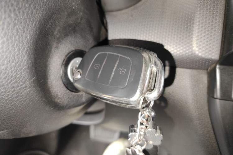 Used Hyundai Verna (older generation) 2017 1.4L Automatic YueXiang Edition China V-standard Vehicle Key