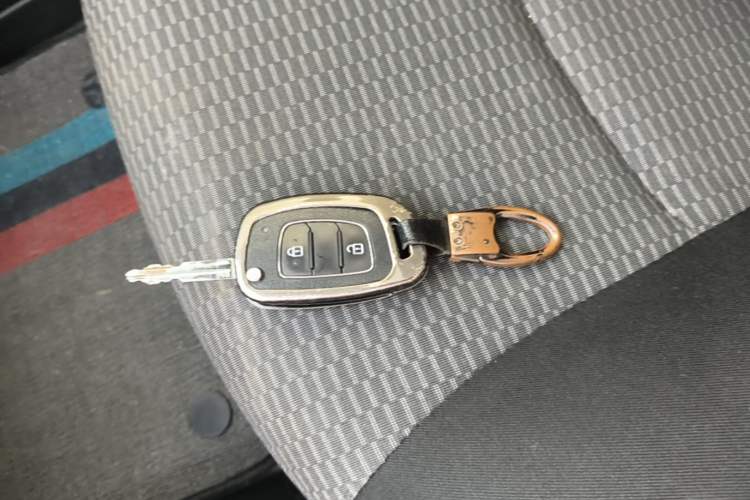 Used Hyundai Verna (older generation) 2017 1.4L Automatic YueXiang Edition China V-standard Vehicle Key