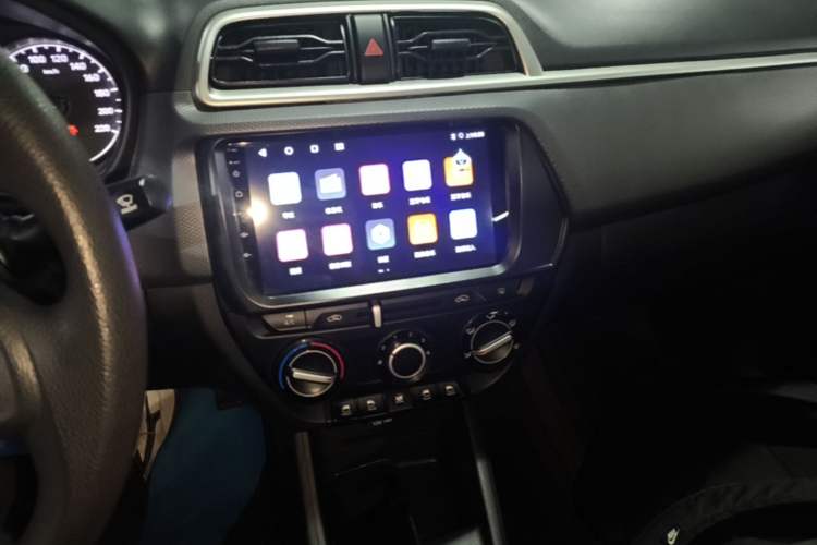Used Hyundai Verna (older generation) 2020 1.4L Manual GL Refreshed Edition Audio And AC Panel