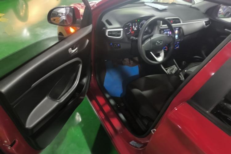 Used Hyundai Verna (older generation) 2020 1.4L Manual GL Refreshed Edition Driver Seat