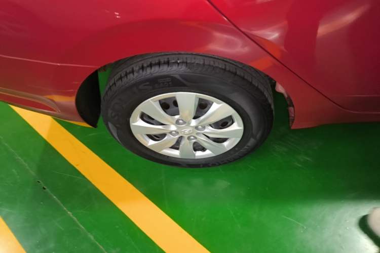 Used Hyundai Verna (older generation) 2020 1.4L Manual GL Refreshed Edition Exterior 5
