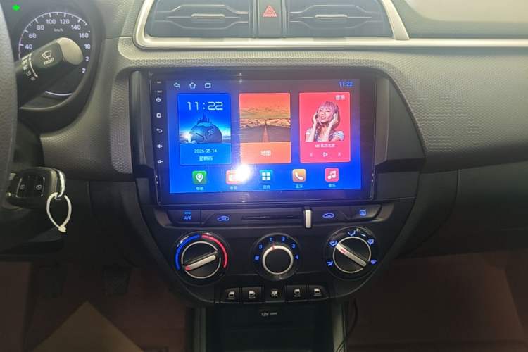 Used Hyundai Verna (older generation) 2020 1.4L Manual GL Refreshed Edition Audio And AC Panel
