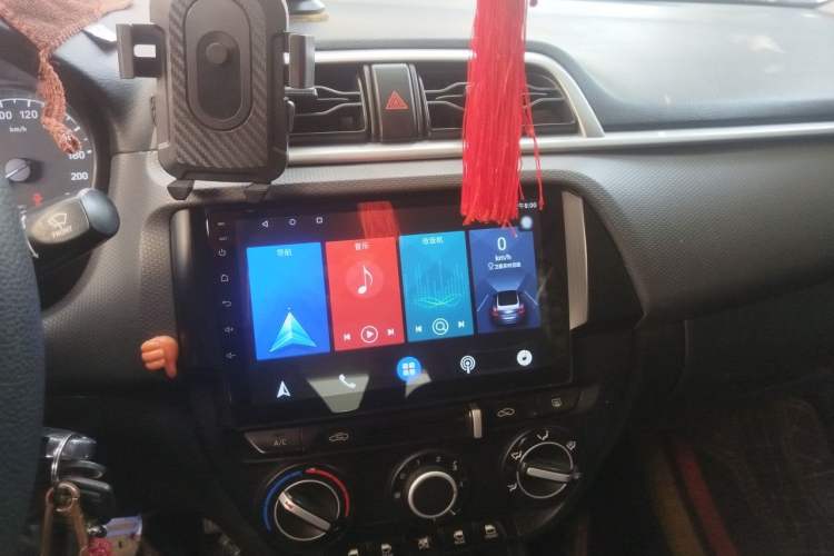 Used Hyundai Verna (older generation) 2020 1.4L Manual GL Refreshed Edition Audio And AC Panel