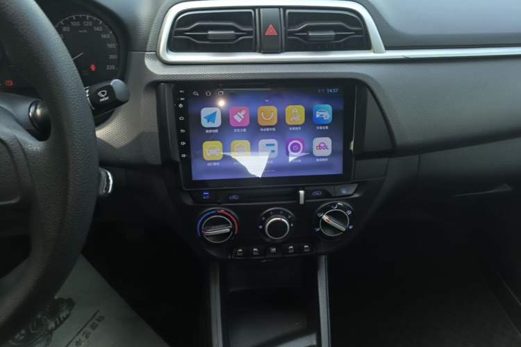 Used Hyundai Verna (older generation) 2020 1.4L Manual GL Refreshed Edition Audio And AC Panel
