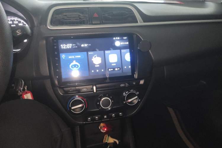 Used Hyundai Verna (older generation) 2020 1.4L Manual GL Refreshed Edition Audio And AC Panel