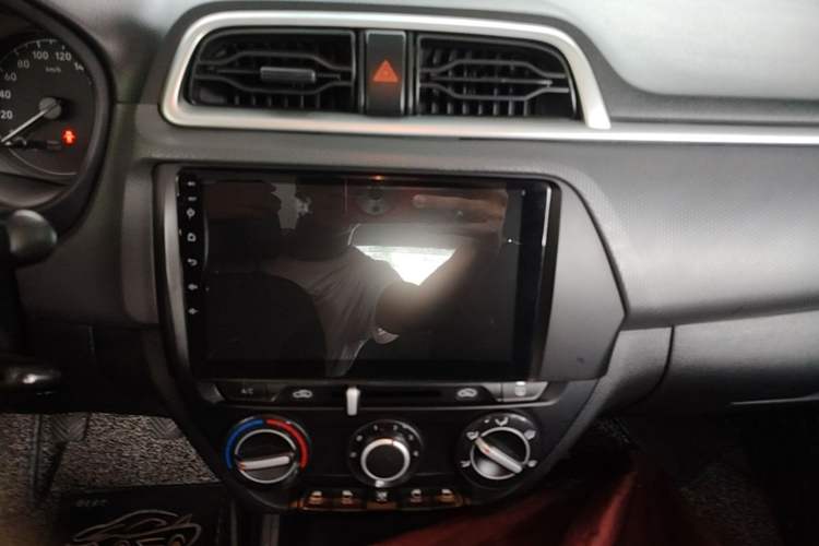 Used Hyundai Verna (older generation) 2020 1.4L Manual GL Refreshed Edition Audio And AC Panel