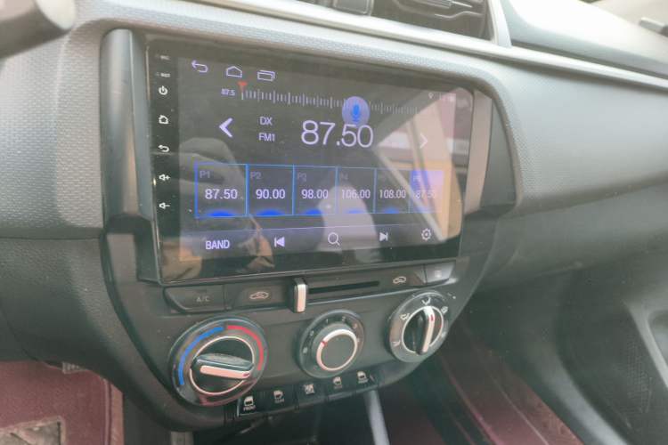 Used Hyundai Verna (older generation) 2020 1.4L Manual GL Refreshed Edition Audio And AC Panel
