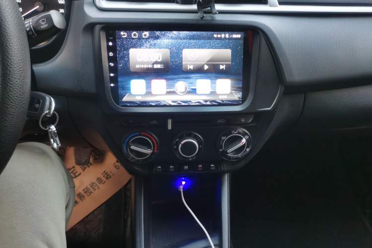 Used Hyundai Verna (older generation) 2020 1.4L Manual GL Refreshed Edition Audio And AC Panel