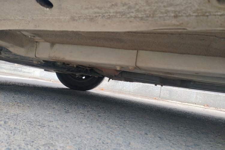 Used Hyundai Verna (older generation) 2020 1.4L Manual GL Refreshed Edition Chassis Front Left