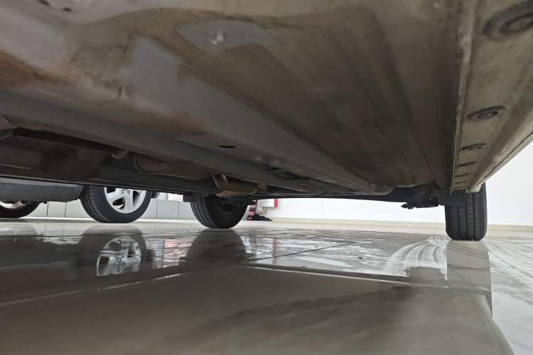 Used Hyundai Verna (older generation) 2020 1.4L Manual GL Refreshed Edition Chassis Front Left