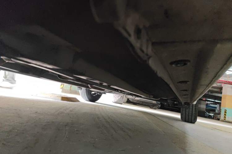 Used Hyundai Verna (older generation) 2020 1.4L Manual GL Refreshed Edition Chassis Front Left