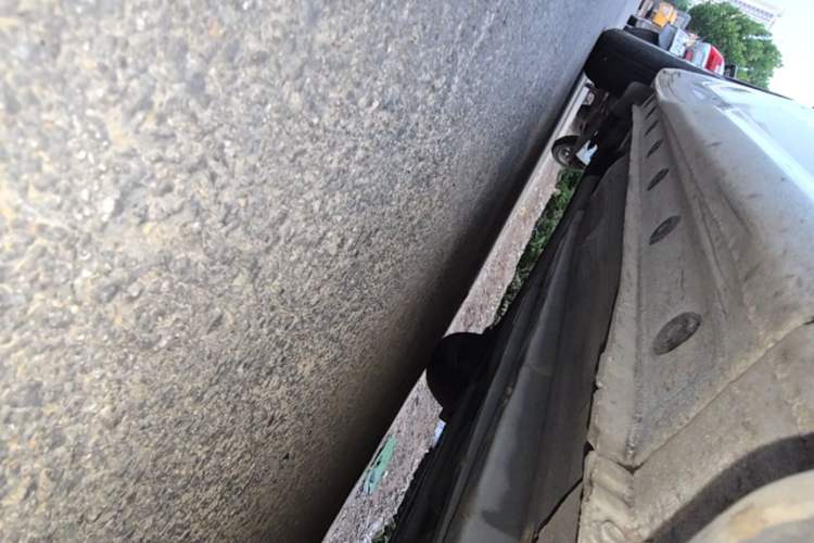 Used Hyundai Verna (older generation) 2020 1.4L Manual GL Refreshed Edition Chassis Front Right