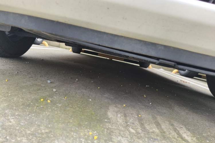 Used Hyundai Verna (older generation) 2020 1.4L Manual GL Refreshed Edition Chassis Front Right