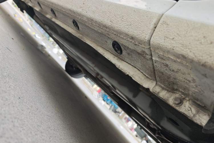 Used Hyundai Verna (older generation) 2020 1.4L Manual GL Refreshed Edition Chassis Front Right