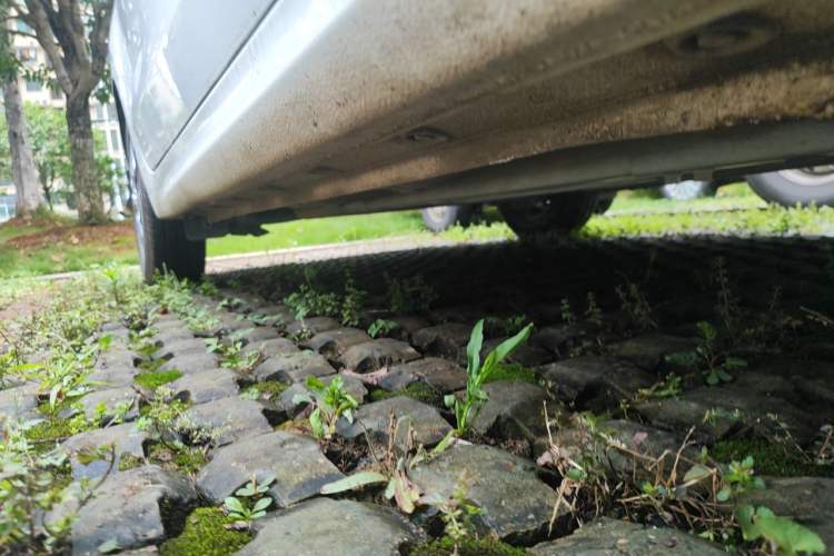 Used Hyundai Verna (older generation) 2020 1.4L Manual GL Refreshed Edition Chassis Front Right