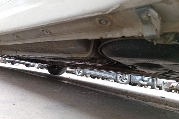 Used Hyundai Verna (older generation) 2020 1.4L Manual GL Refreshed Edition Chassis Rear Left