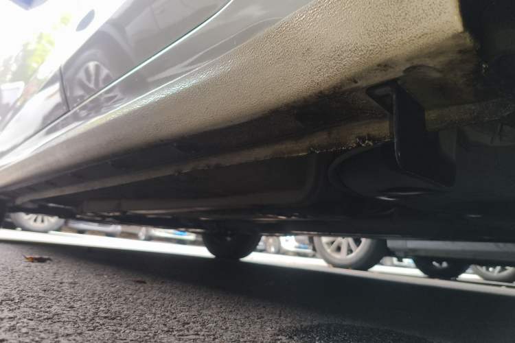 Used Hyundai Verna (older generation) 2020 1.4L Manual GL Refreshed Edition Chassis Rear Left