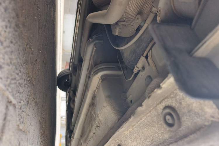 Used Hyundai Verna (older generation) 2020 1.4L Manual GL Refreshed Edition Chassis Rear Right