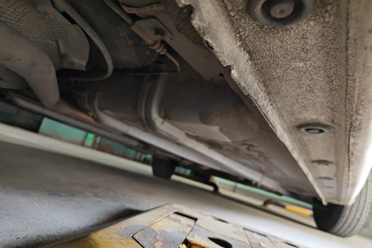 Used Hyundai Verna (older generation) 2020 1.4L Manual GL Refreshed Edition Chassis Rear Right